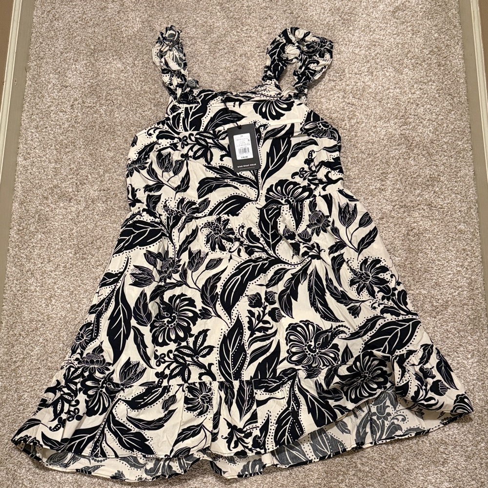 Who What Wear Floral Backless Dress in Black and Cream
